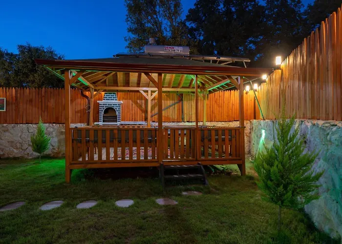 The Antiphellos فيلة